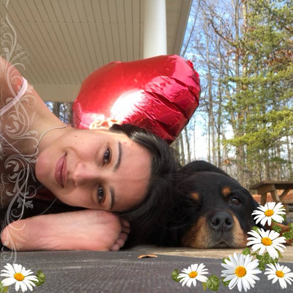 Meet your Posher, Nina